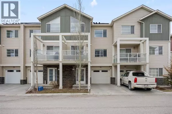 Calgary, AB T3N0M9,722 Redstone View NE