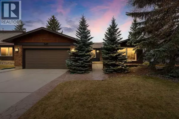 147 Oakside Place SW, Calgary, AB T2V4R1
