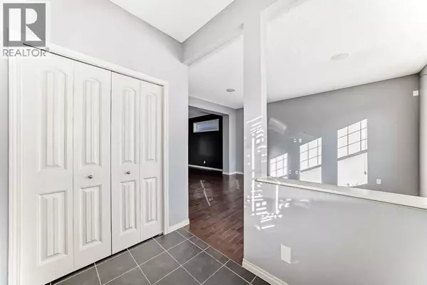 Calgary, AB T2Z1G4,80 New Brighton Grove SE