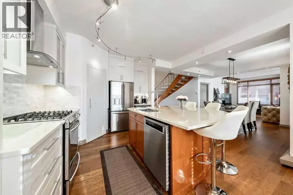 Calgary, AB T2E9C8,114, 930 Centre Avenue NE