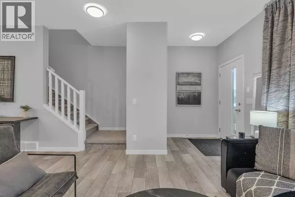 Airdrie, AB T4B5J1,1121 Chinook Gate Bay SW