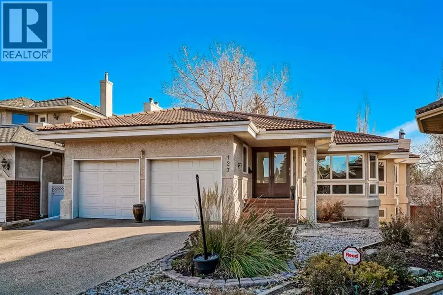127 Canterbury Court SW, Calgary, AB T2W6C1