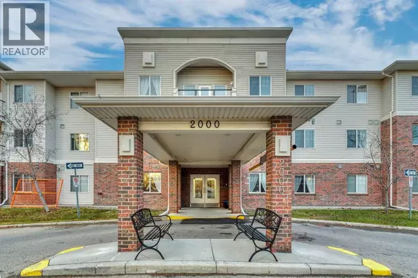 Calgary, AB T3G5T2,2210, 928 Arbour Lake Road NW