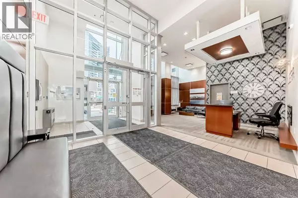 Calgary, AB T2G1E1,2206, 211 13 Avenue SE