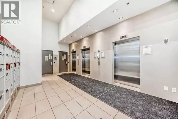 Calgary, AB T2G1E1,2206, 211 13 Avenue SE