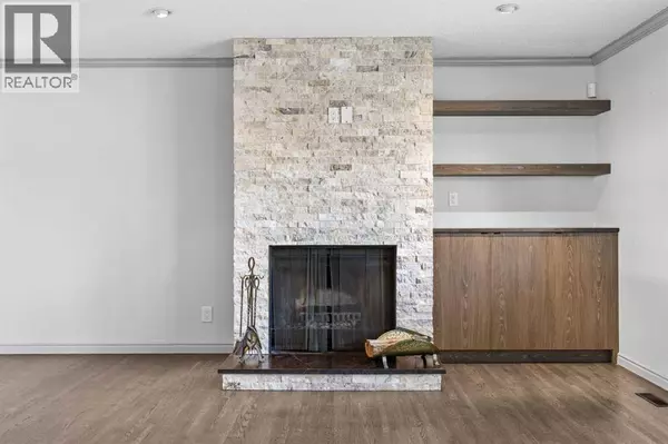 Calgary, AB T2J1V1,10444 Maplecreek Drive SE