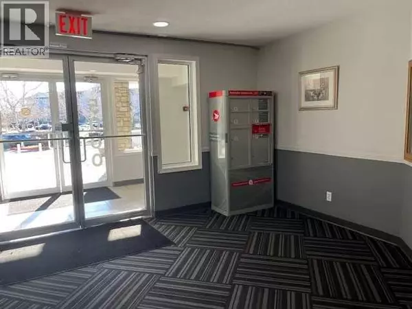 Airdrie, AB T4B2W4,5408A, 604 8 Street SW