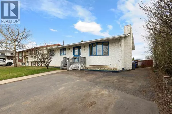 Fort Mcmurray, AB T9K1L7,137 Parmenter Crescent