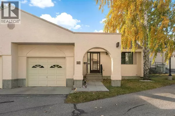 40 Sandarac Circle NW, Calgary, AB T3K3V6