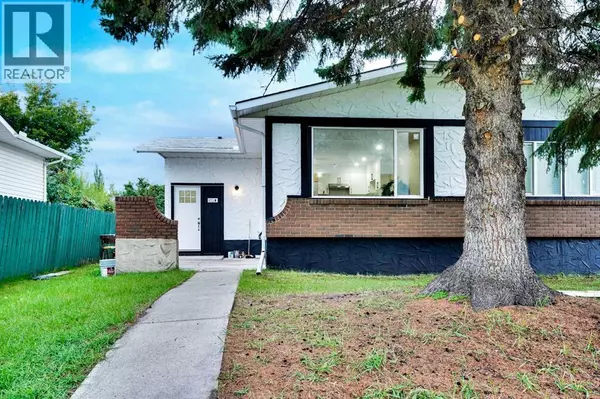 903B Queensland Drive SE, Calgary, AB T2J5E5