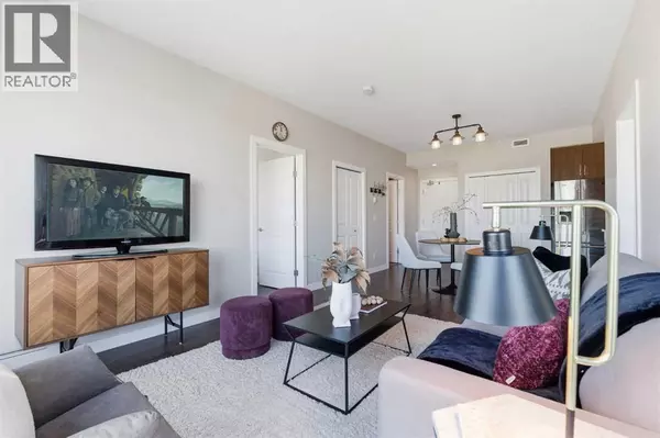 Calgary, AB T2M0N6,403, 607 17 Avenue NW