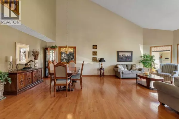 Calgary, AB T2Y1W4,223 Shawnee Mews SW