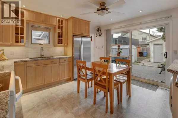 Calgary, AB T2M1H4,1805 20 Avenue NW