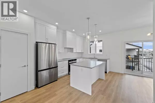 Airdrie, AB T4B5R2,1302, 201 Cooperswood Green SW