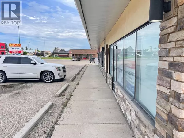 Rocky Mountain House, AB T4T1V3,123 Any Street