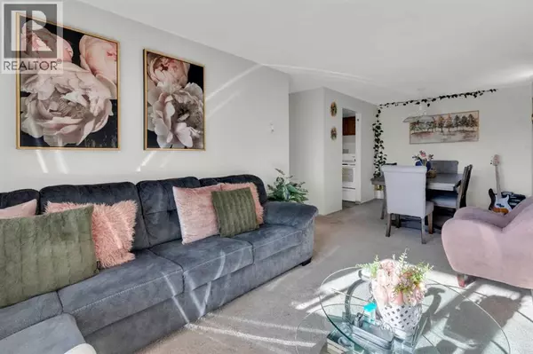 Calgary, AB T2W2T6,1101, 315 Southampton Drive SW