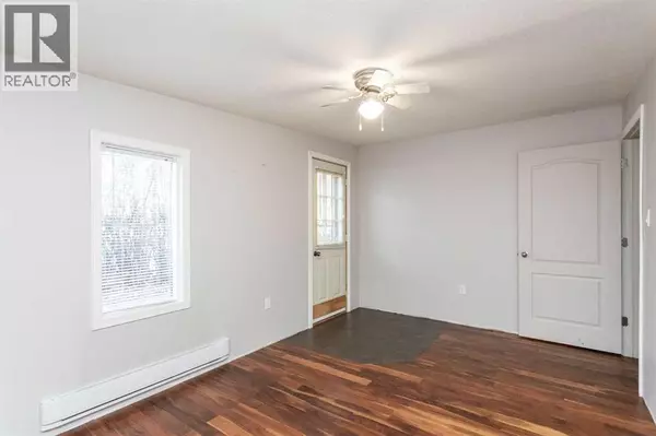 Lacombe, AB T4L1T2,7 Parkland Acres