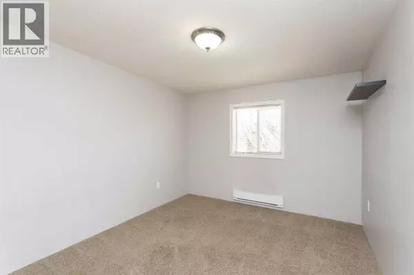 Lacombe, AB T4L1T2,7 Parkland Acres