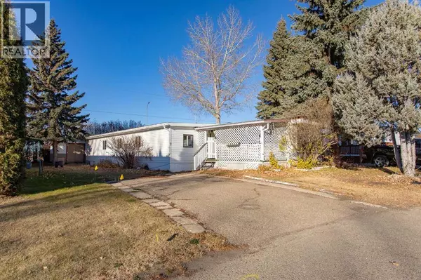 7 Parkland Acres, Lacombe, AB T4L1T2