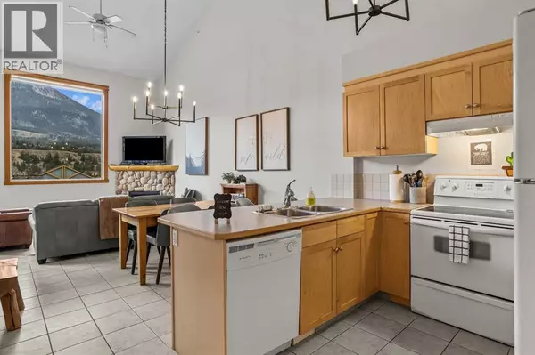 Canmore, AB T1W1P4,403, 1140 Railway Avenue