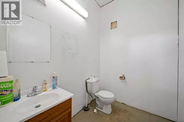 Red Deer, AB T4P3R3,10 & 20, 8028 Edgar Industrial Crescent