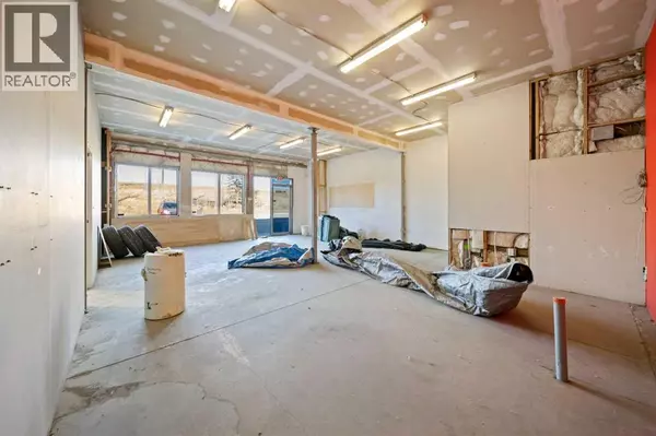 Red Deer, AB T4P3R3,10 & 20, 8028 Edgar Industrial Crescent