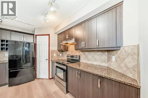 Calgary, AB T3L2B1,25 Scotia Point NW