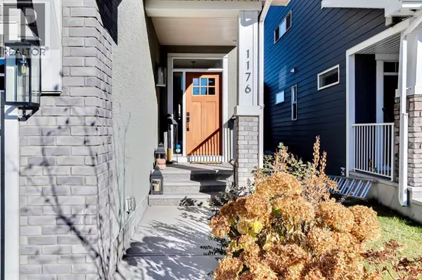 Calgary, AB T3M3C3,1176 Cranbrook Gardens SE