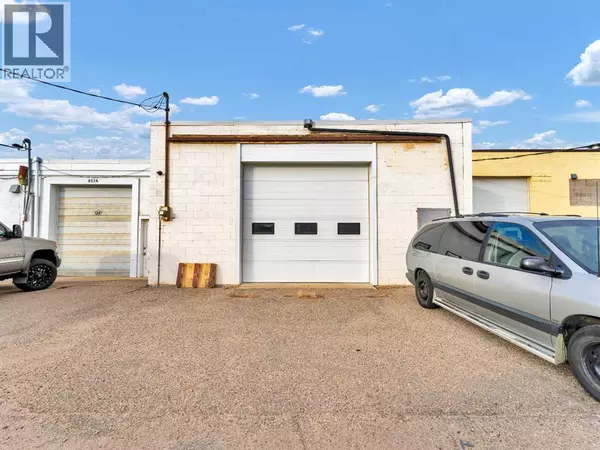 Medicine Hat, AB T1A4X4,849 16 Street SW