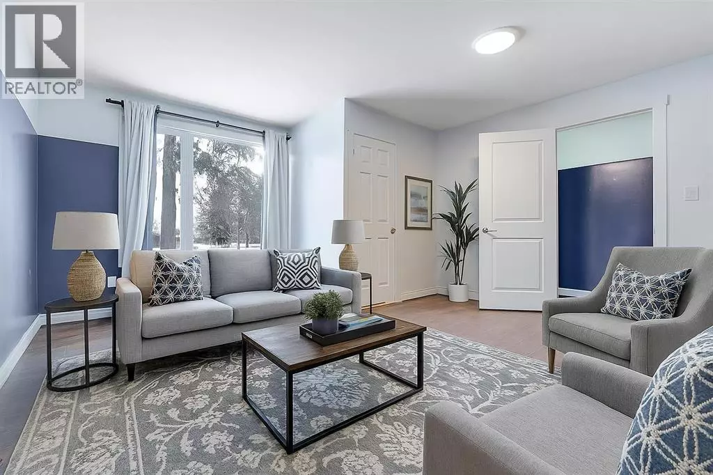 Calgary, AB T2B1V4,3131 Dover Crescent SE