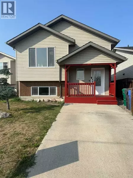 320 Tartan Circle W, Lethbridge, AB T1J0Z1