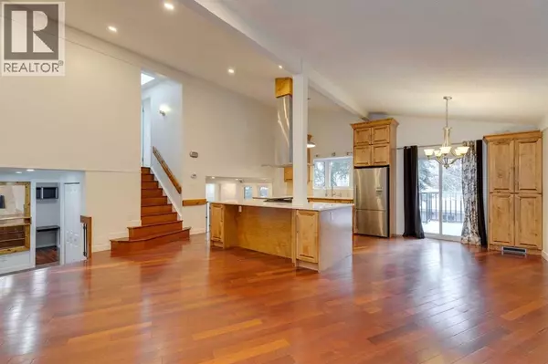 Calgary, AB T2L1G1,5119 Carney Road NW