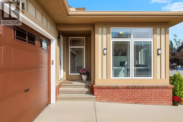 Airdrie, AB T4B0G6,808 Coopers Square SW