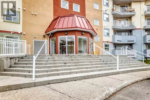 Airdrie, AB T2B2B7,2315, 700 Willowbrook Road NW