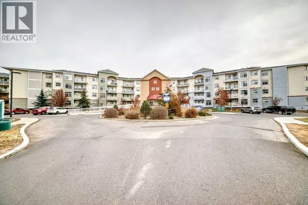 Airdrie, AB T2B2B7,2315, 700 Willowbrook Road NW