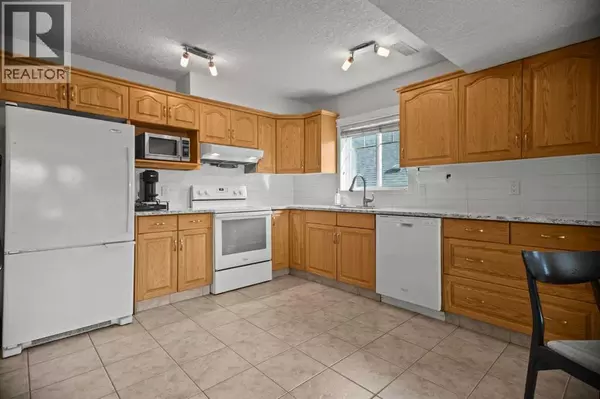 Calgary, AB T3C0R2,304, 1608 12 Avenue SW