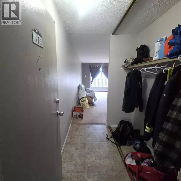 Edson, AB T7E1R5,316B, 5611 9 Avenue