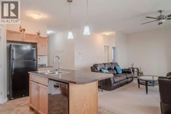 Airdrie, AB T4B0M9,1202, 2370 Bayside Road SW