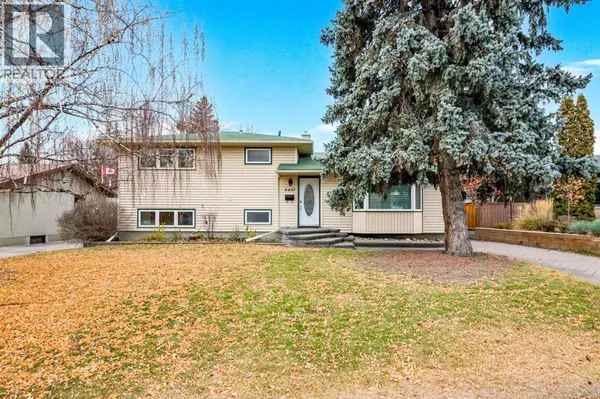 6407 Lombardy Crescent SW, Calgary, AB T3E5R3