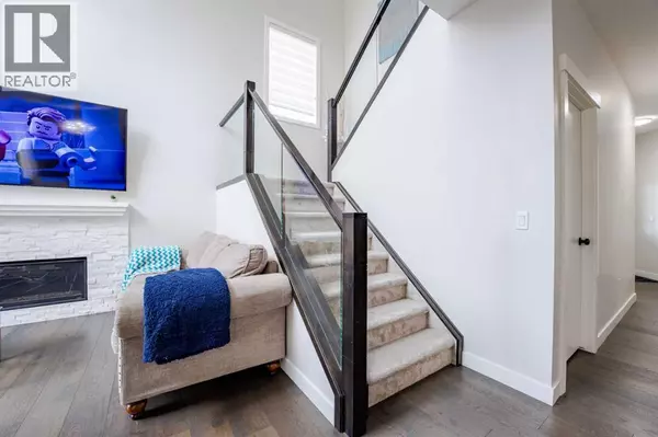 Calgary, AB T3R0Y4,7 Sherview Grove NW