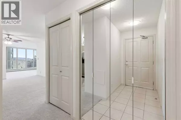 Calgary, AB T2P5G4,1003, 650 10 Street SW