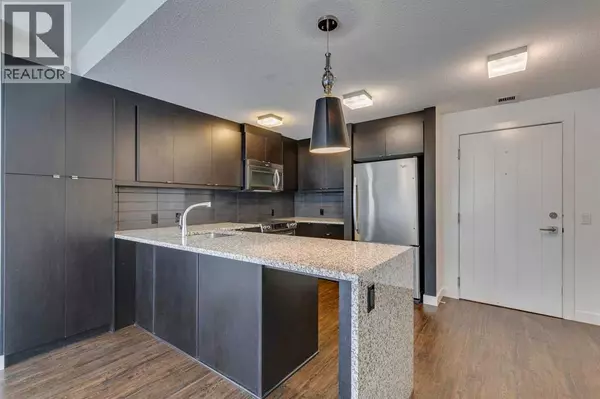 107, 25 Aspenmont Heights SW, Calgary, AB T3H0E4