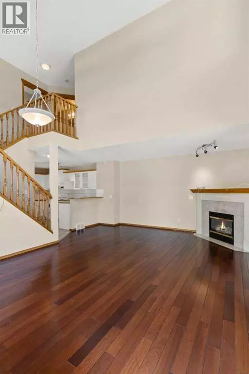 Calgary, AB T3J3Y9,202 Coral Cove NE