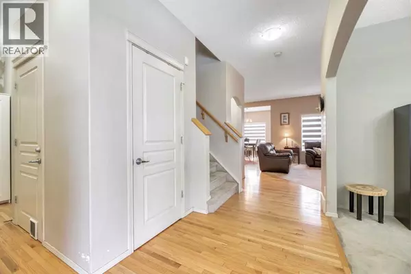 Chestermere, AB T1X1S6,408 Rainbow Falls Way