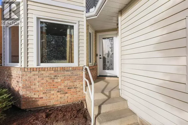 Calgary, AB T3H2V5,188 Christie Park Hill SW