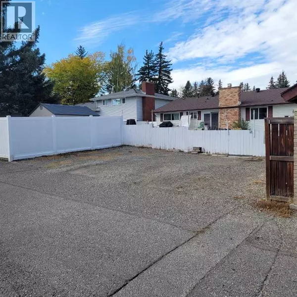 Calgary, AB T2W1H2,12008 Elbow Drive SW