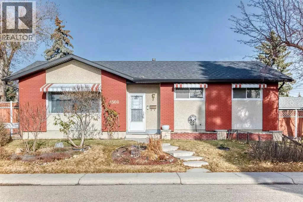 Calgary, AB T3A0J2,4508 Vandergrift Crescent NW