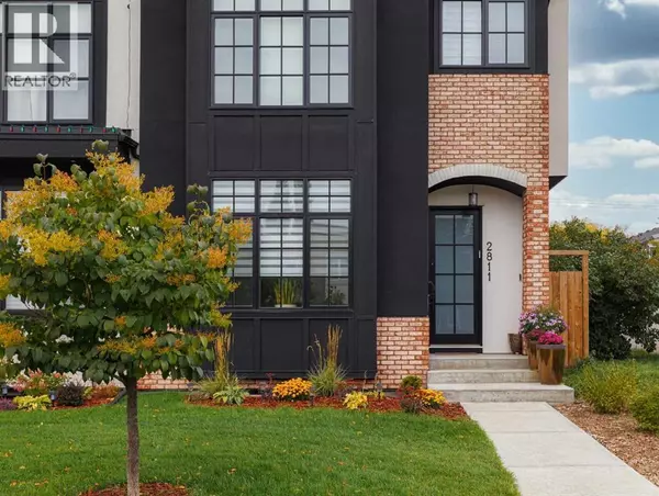 Calgary, AB T3E1Z5,2811 25A Street SW