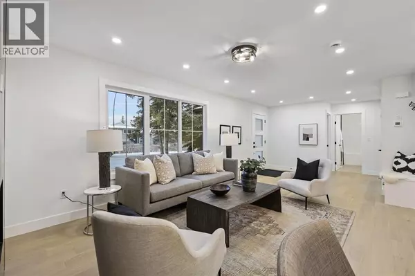 Calgary, AB T3B4G8,116 Silvercreek Drive NW