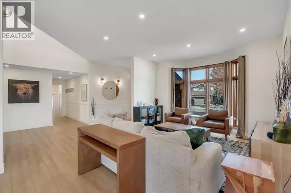 Calgary, AB T2Z1L4,42 Douglas Woods Way SE